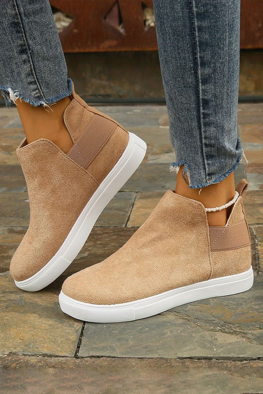 Camel High Top Slip-on Casual Sneakers.