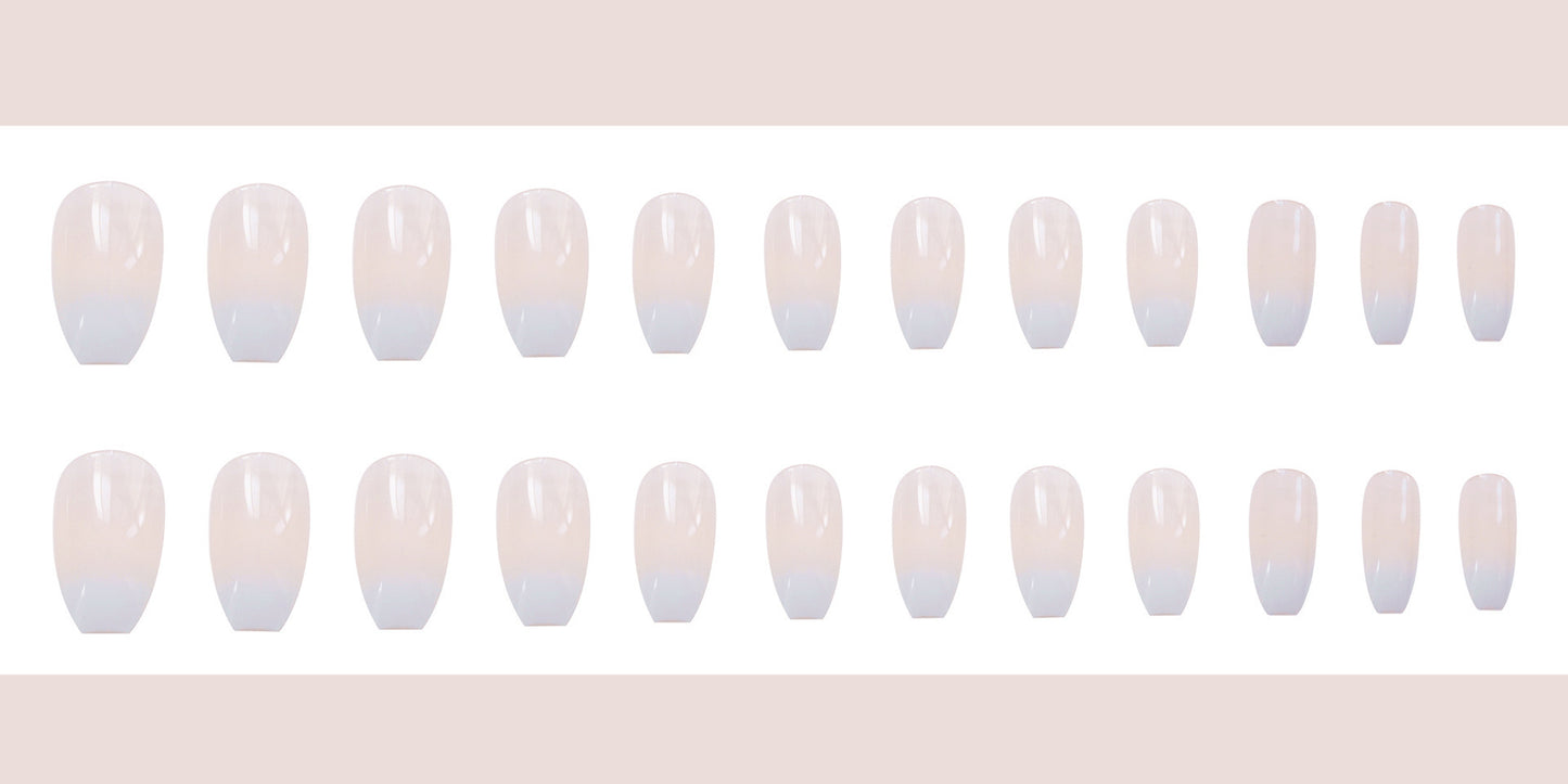 Wearable white gradient false nails