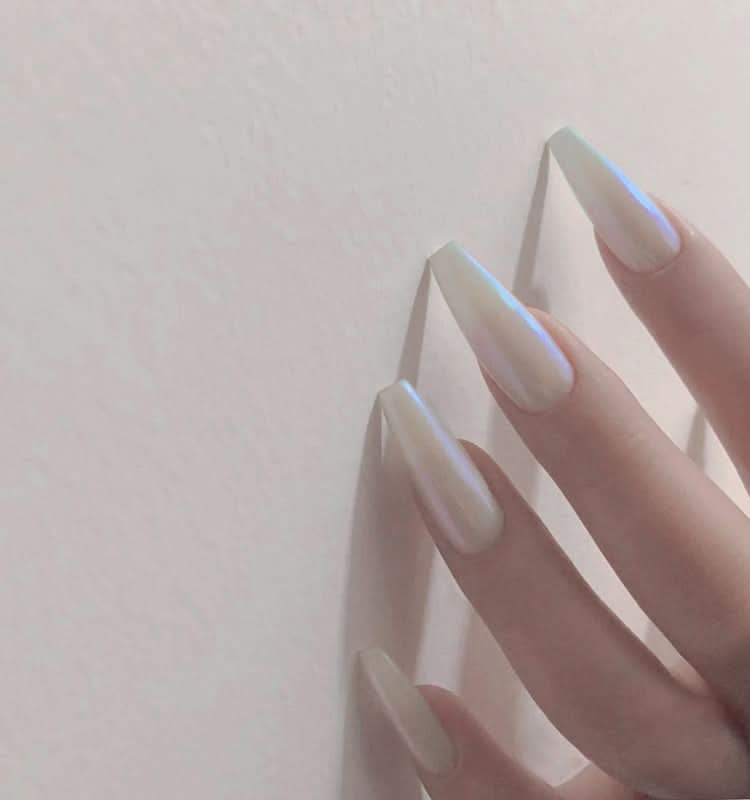 Long Ballet Nails With Flat And Pointed Water Droplets.