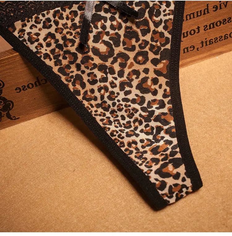 Classy Women’s Personalized Leopard Print Underwear