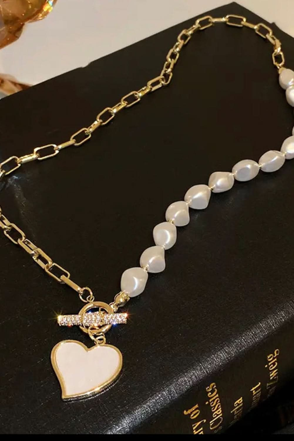 Gold Heart Shape Pendant Rhinestone Pearl Chain Necklace.