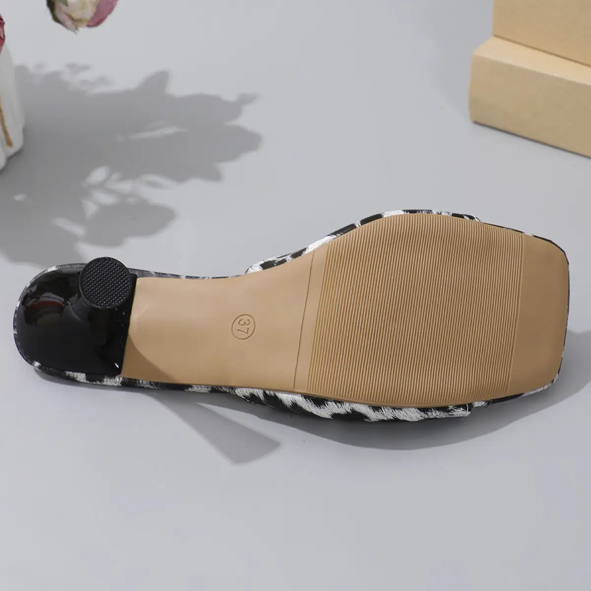 Leopard Print Square Head Sexy One-shaped Outdoor Slippers