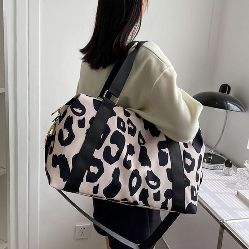 Women Travel Duffel Bag Cow Pattern Handbag.