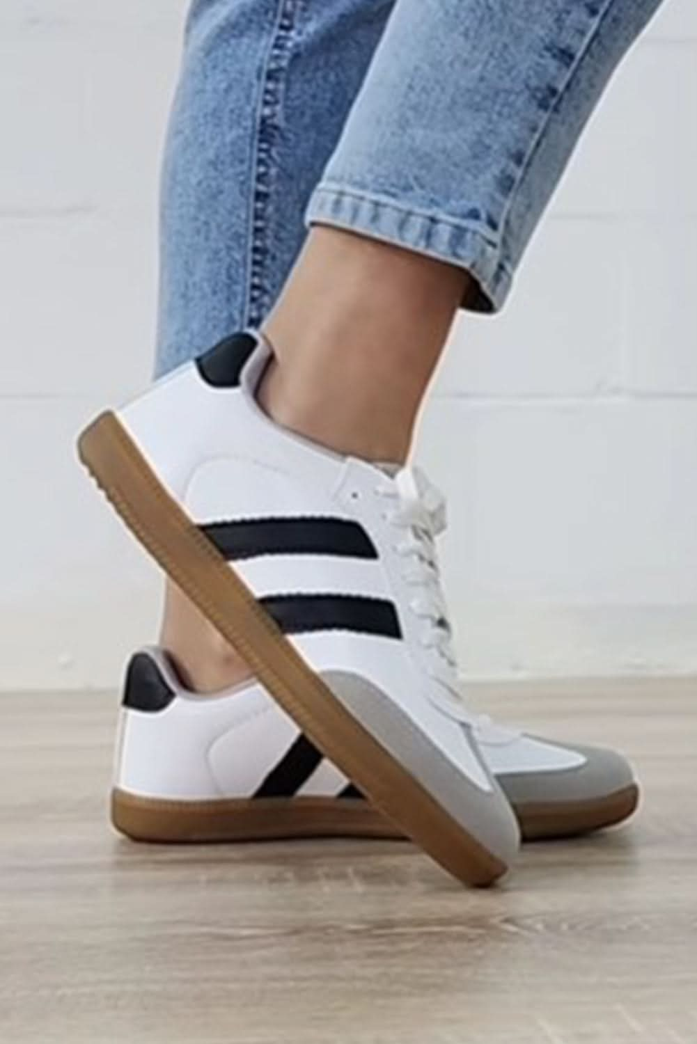 White Striped Lace Up Flat Sneakers.