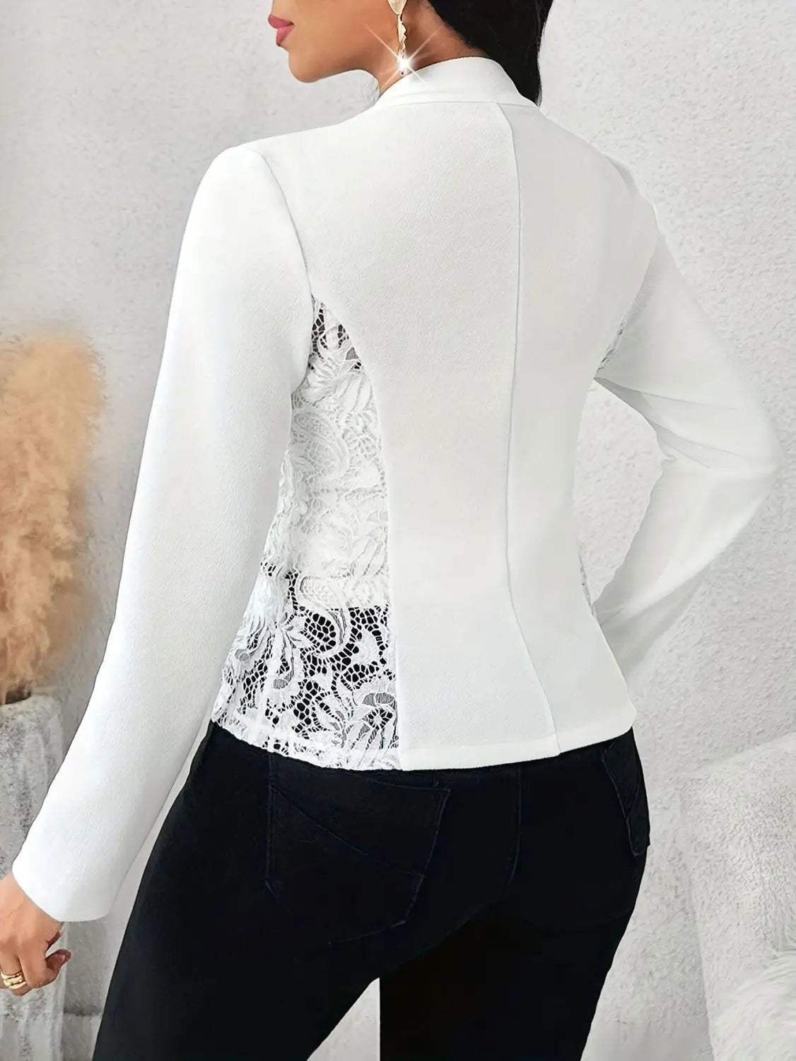 Elegant Temperament Patchwork Lace Slim Fit Long Sleeved Cardigan Jacket