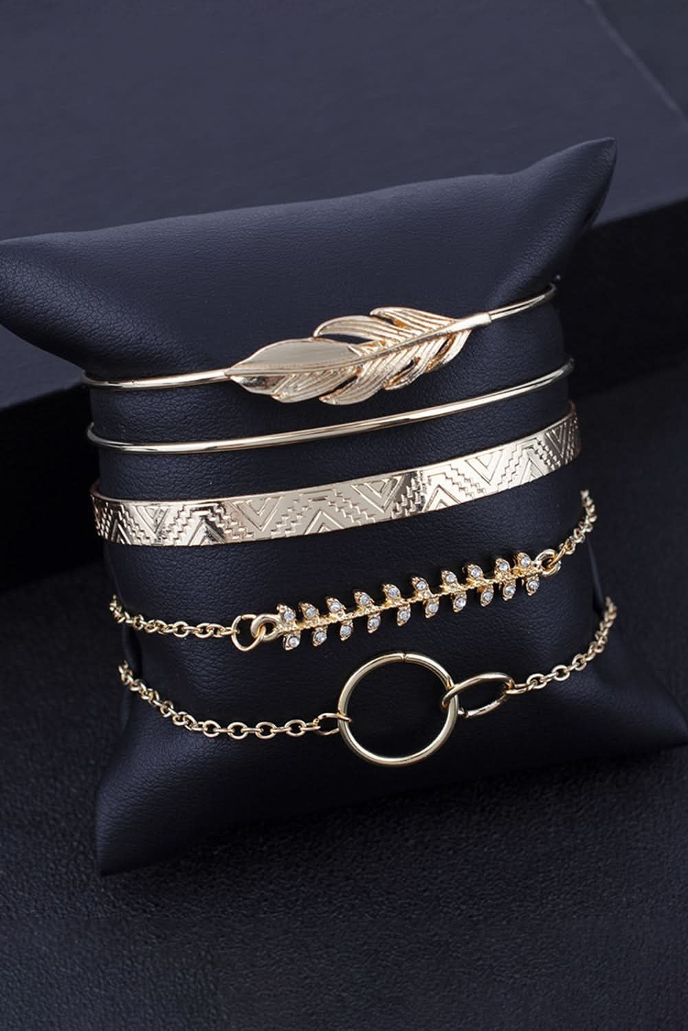 Gold 5Pcs Bohemian Leaf Adjustable Plated Bracelet Set.