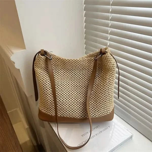 Large Capacity Summer Seaside Vacation Beach Woven Straw Bag.