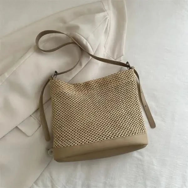 Large Capacity Summer Seaside Vacation Beach Woven Straw Bag.