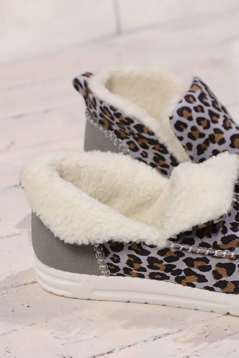 Stylish Boots Cozy Leopard Print Snow Boots: Stylish Warmth for Winter Adventures