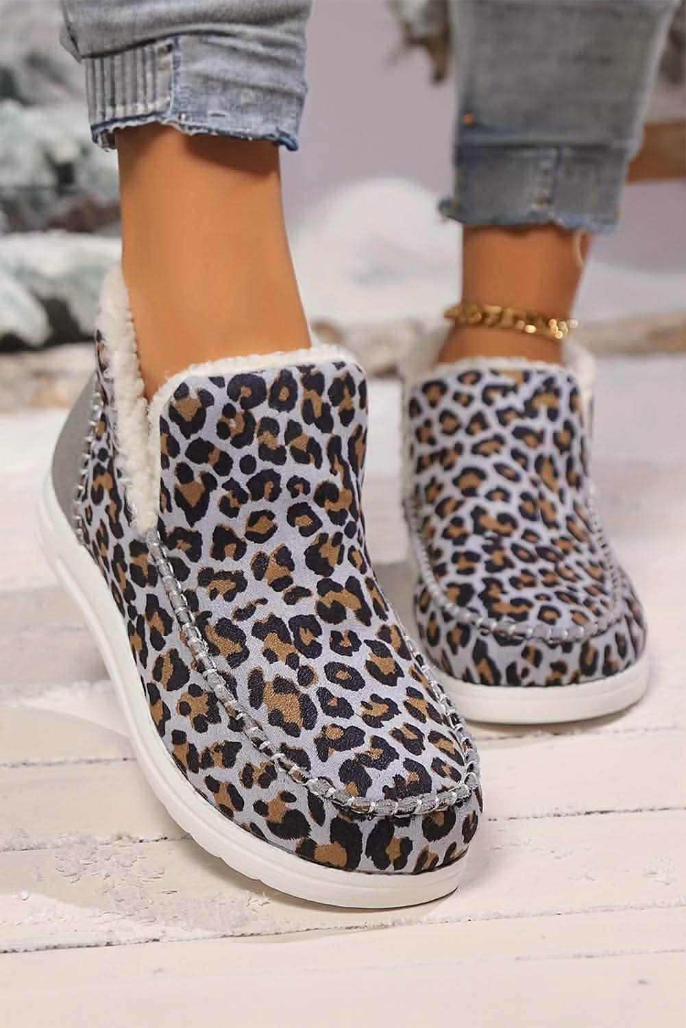 Stylish Boots Cozy Leopard Print Snow Boots: Stylish Warmth for Winter Adventures