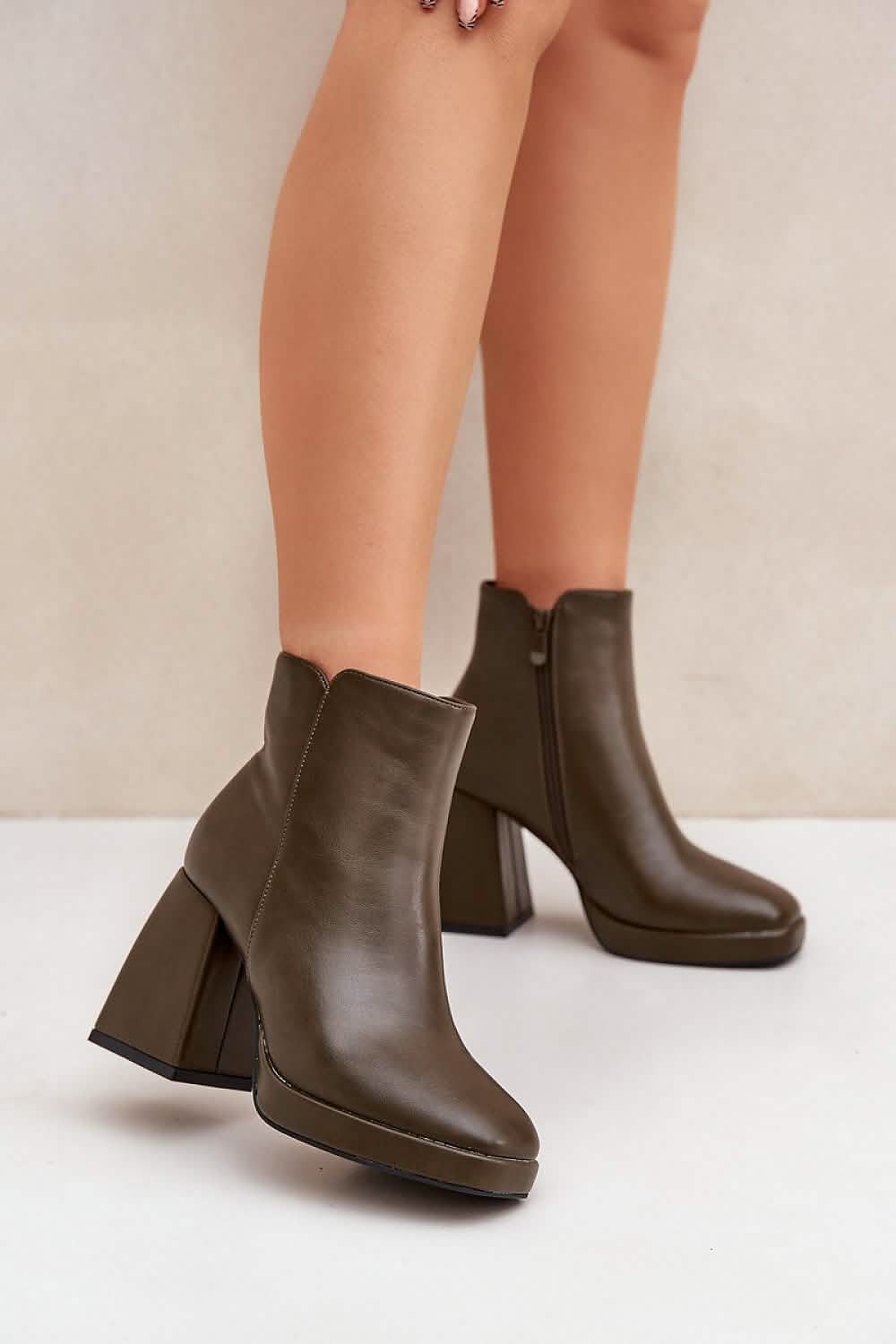 Stylish Boots Heel Boots Step: Eco Leather Ankle Boots with Insulated Comfort