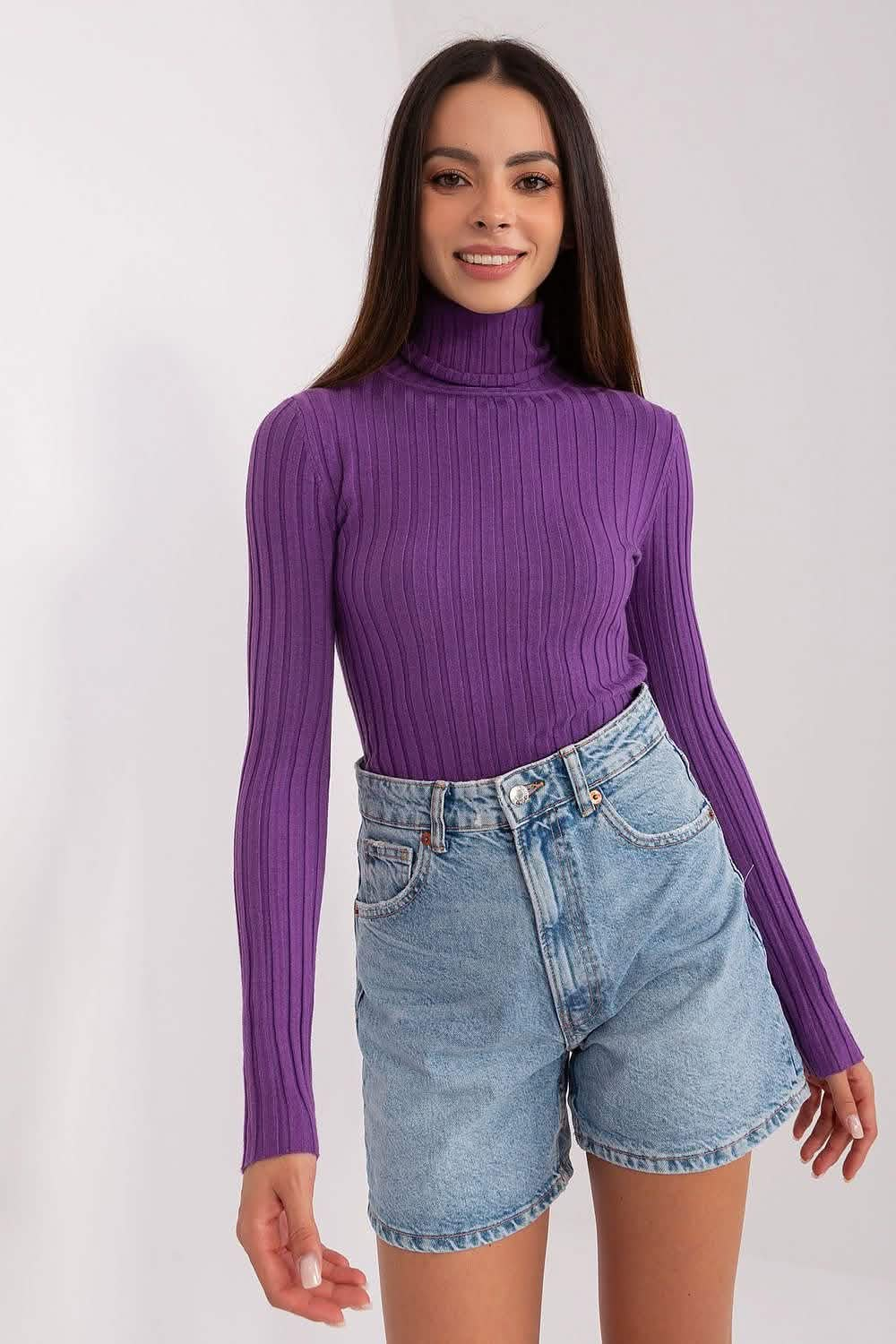 Wool sweaters Soft Viscose Turtleneck Sweater with Classic Cut and Ribbed Fabric Knit tops