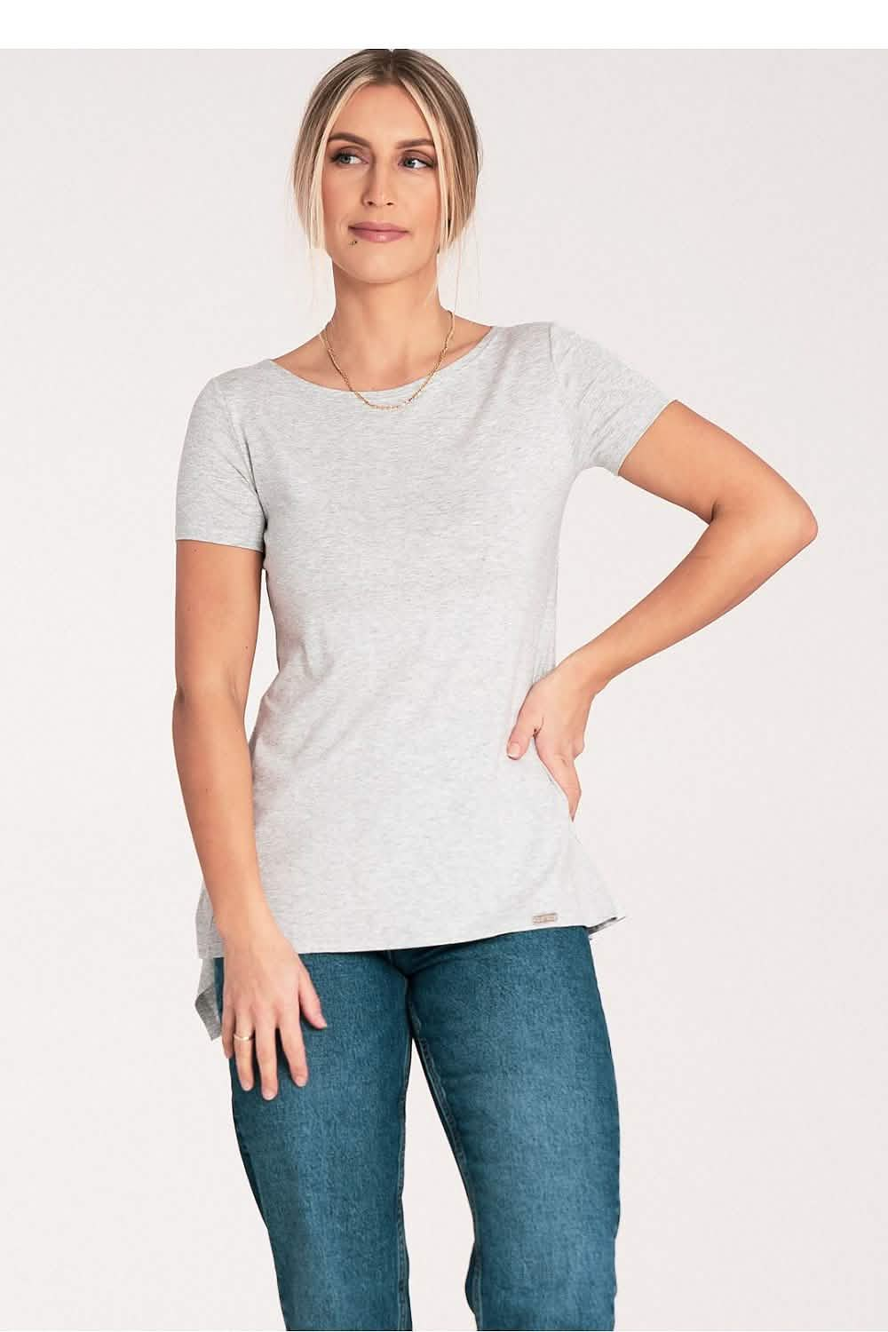 Plain white crew neck t-shirt with short sleeves.